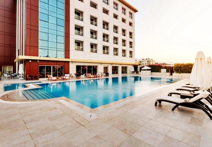 Grand Pasha Hotel & Spa Kyrenia Girne Dış mekan fotoğraf