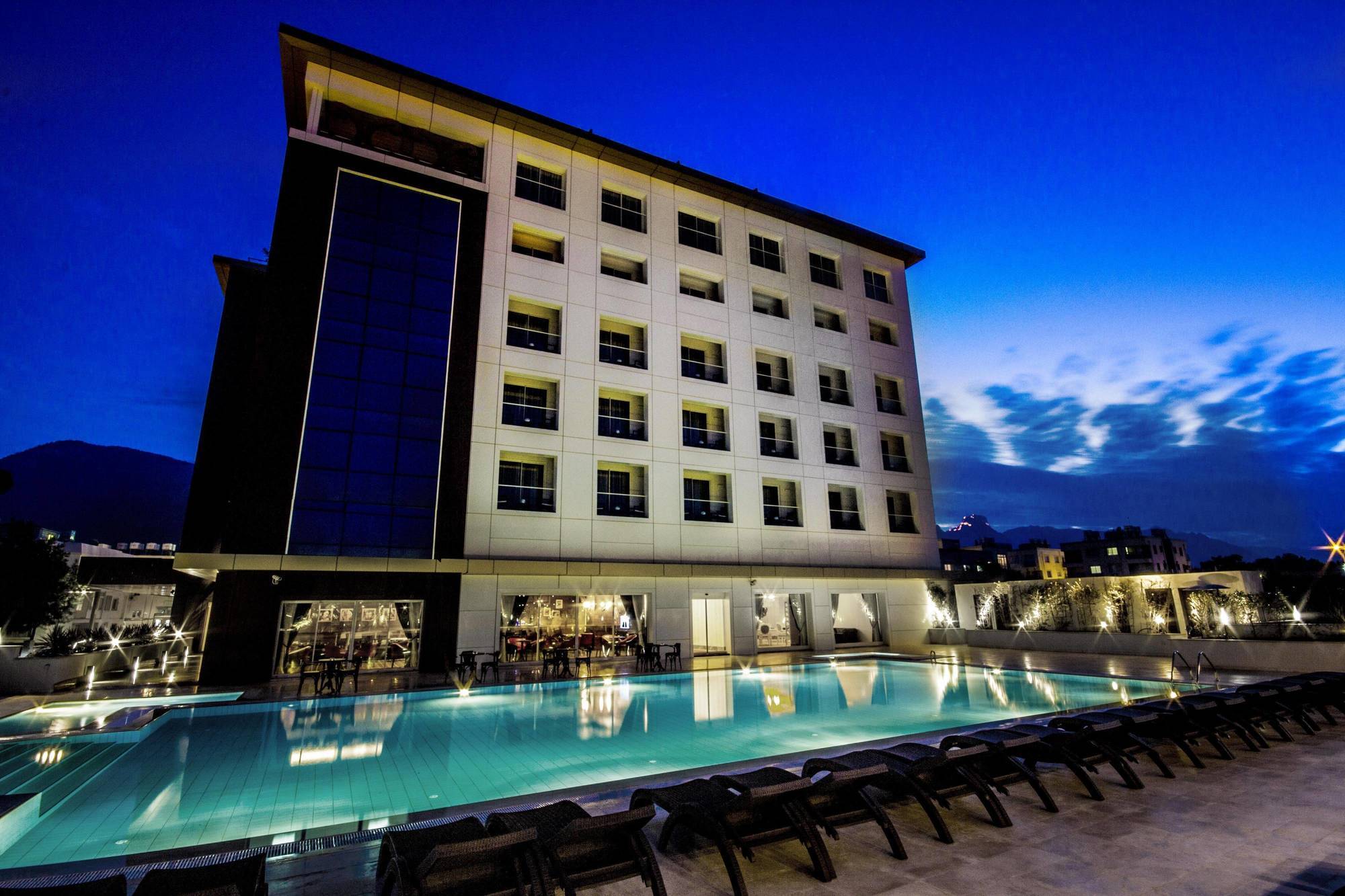 Grand Pasha Hotel & Spa Kyrenia Girne Dış mekan fotoğraf